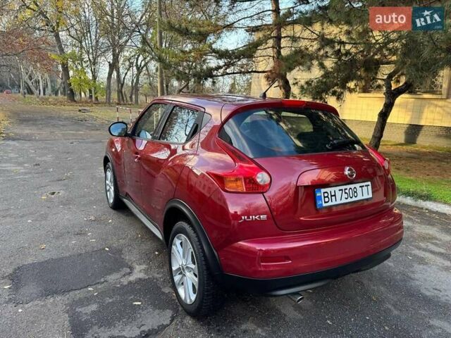 Красный Ниссан Жук, объемом двигателя 1.6 л и пробегом 170 тыс. км за 10300 $, фото 22 на Automoto.ua