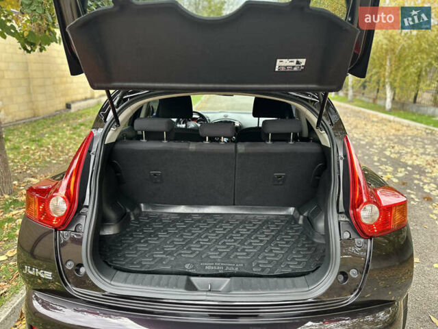 Ниссан Жук 2013 в Днепре (Днепропетровске) на Automoto.ua Красный Ниссан Жук, объемом двигателя 1.6 л и пробегом 116 тыс. км за 12000 $, фото 25 на Automoto.ua