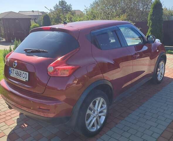 Червоний Ніссан Жук, об'ємом двигуна 1.6 л та пробігом 122 тис. км за 10200 $, фото 3 на Automoto.ua