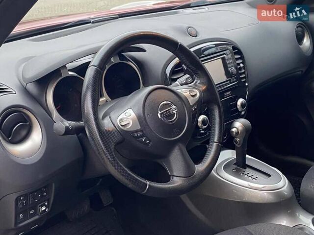 Красный Ниссан Жук, объемом двигателя 1.6 л и пробегом 56 тыс. км за 12200 $, фото 20 на Automoto.ua