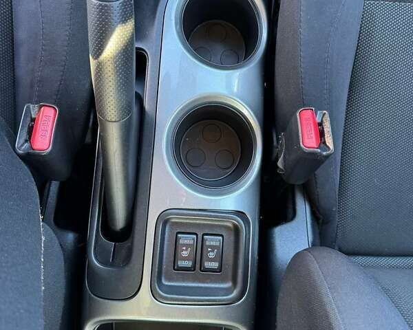 Красный Ниссан Жук, объемом двигателя 1.6 л и пробегом 170 тыс. км за 9700 $, фото 34 на Automoto.ua