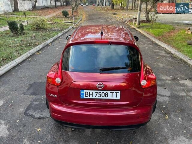 Красный Ниссан Жук, объемом двигателя 1.6 л и пробегом 170 тыс. км за 10300 $, фото 19 на Automoto.ua