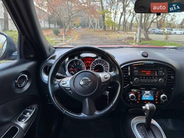 Красный Ниссан Жук, объемом двигателя 1.6 л и пробегом 170 тыс. км за 10300 $, фото 46 на Automoto.ua