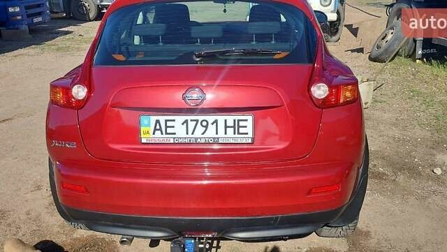 Червоний Ніссан Жук, об'ємом двигуна 1.62 л та пробігом 37 тис. км за 14000 $, фото 1 на Automoto.ua
