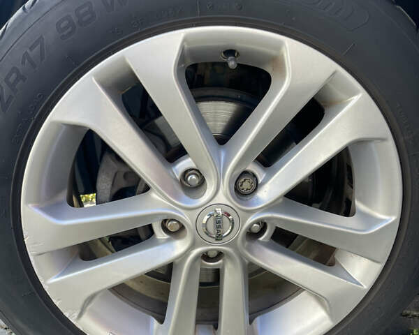 Червоний Ніссан Жук, об'ємом двигуна 1.6 л та пробігом 94 тис. км за 11500 $, фото 15 на Automoto.ua