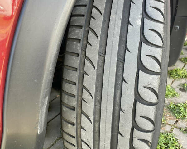 Червоний Ніссан Жук, об'ємом двигуна 1.6 л та пробігом 94 тис. км за 11500 $, фото 14 на Automoto.ua