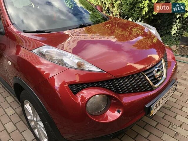 Красный Ниссан Жук, объемом двигателя 1.6 л и пробегом 131 тыс. км за 12600 $, фото 7 на Automoto.ua