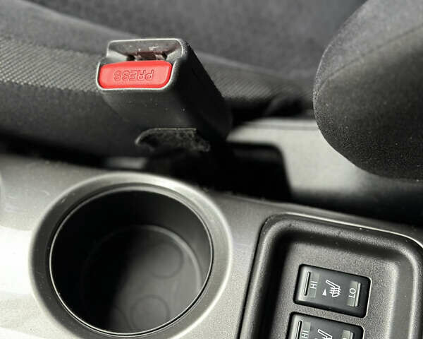 Ниссан Жук 2013 в Днепре (Днепропетровске) на Automoto.ua Красный Ниссан Жук, объемом двигателя 1.6 л и пробегом 116 тыс. км за 12000 $, фото 23 на Automoto.ua