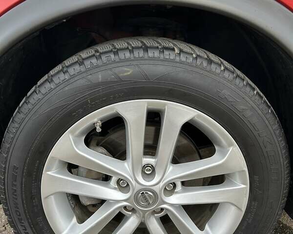 Красный Ниссан Жук, объемом двигателя 1.6 л и пробегом 219 тыс. км за 10200 $, фото 48 на Automoto.ua