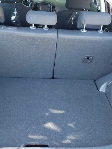 Червоний Ніссан Жук, об'ємом двигуна 1.62 л та пробігом 37 тис. км за 14000 $, фото 10 на Automoto.ua