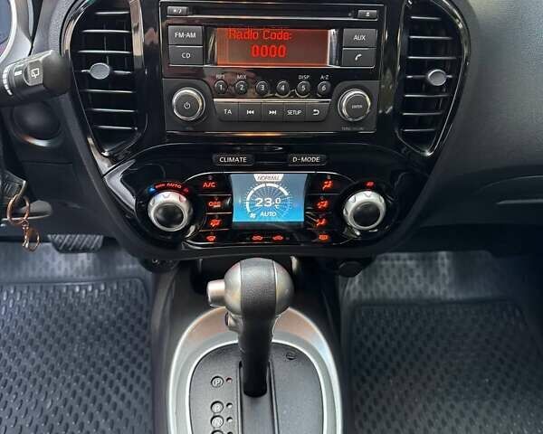 Красный Ниссан Жук, объемом двигателя 1.6 л и пробегом 170 тыс. км за 10300 $, фото 50 на Automoto.ua