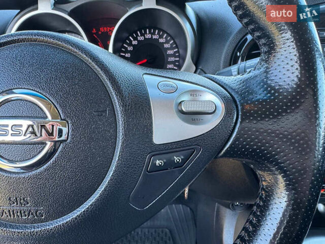 Красный Ниссан Жук, объемом двигателя 1.6 л и пробегом 169 тыс. км за 9800 $, фото 33 на Automoto.ua