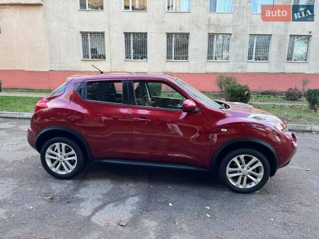 Красный Ниссан Жук, объемом двигателя 1.6 л и пробегом 170 тыс. км за 10300 $, фото 11 на Automoto.ua