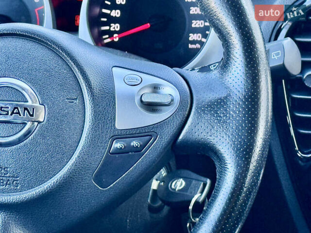 Красный Ниссан Жук, объемом двигателя 1.6 л и пробегом 54 тыс. км за 11500 $, фото 32 на Automoto.ua