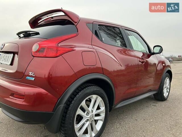 Красный Ниссан Жук, объемом двигателя 1.6 л и пробегом 219 тыс. км за 10200 $, фото 9 на Automoto.ua