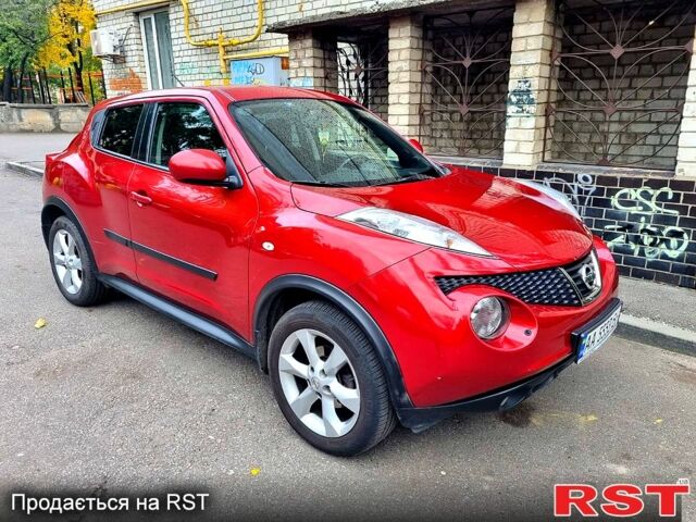 Красный Ниссан Жук, объемом двигателя 1.6 л и пробегом 130 тыс. км за 10700 $, фото 7 на Automoto.ua