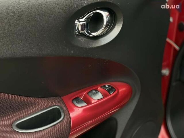 Красный Ниссан Жук, объемом двигателя 1.6 л и пробегом 188 тыс. км за 10500 $, фото 15 на Automoto.ua