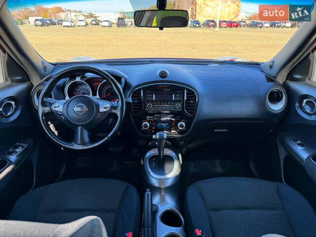 Красный Ниссан Жук, объемом двигателя 1.6 л и пробегом 169 тыс. км за 9800 $, фото 25 на Automoto.ua