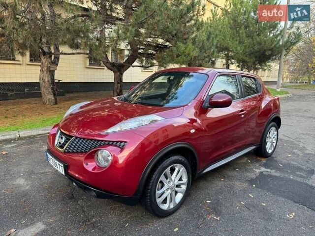 Красный Ниссан Жук, объемом двигателя 1.6 л и пробегом 170 тыс. км за 10300 $, фото 29 на Automoto.ua