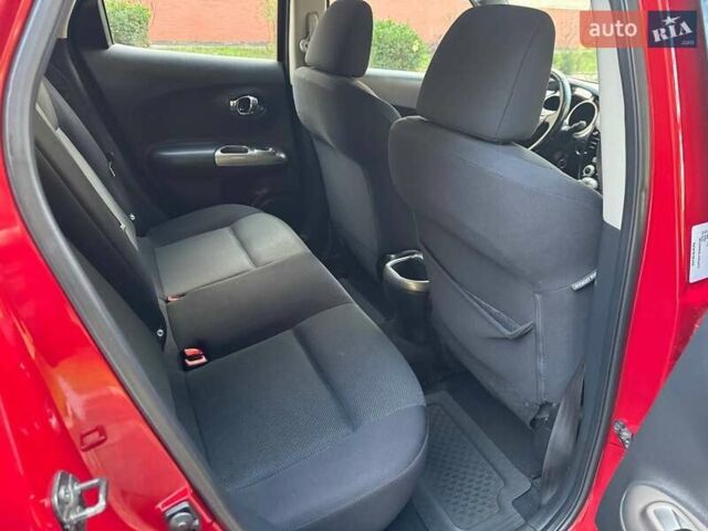 Красный Ниссан Жук, объемом двигателя 1.6 л и пробегом 170 тыс. км за 10300 $, фото 41 на Automoto.ua