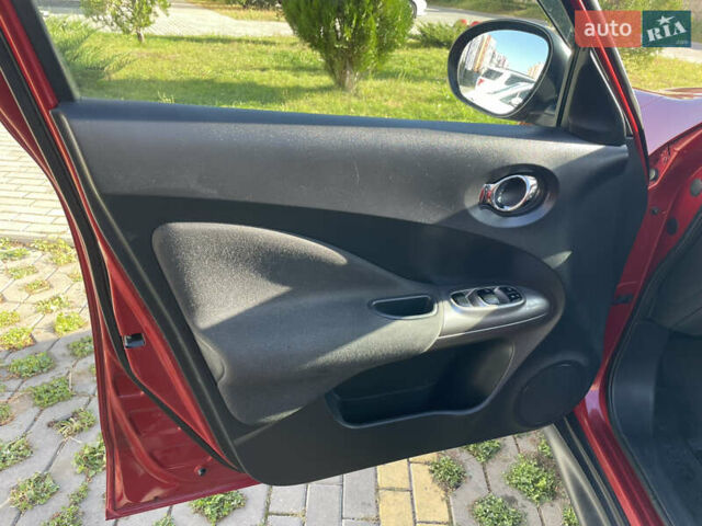 Червоний Ніссан Жук, об'ємом двигуна 1.6 л та пробігом 94 тис. км за 11500 $, фото 24 на Automoto.ua