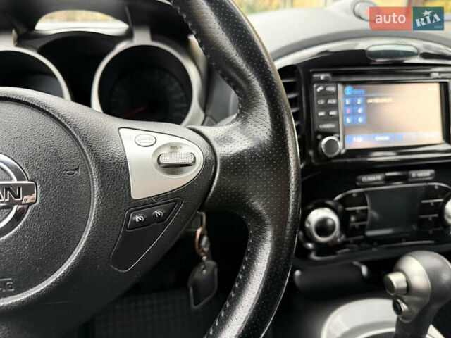 Красный Ниссан Жук, объемом двигателя 1.6 л и пробегом 130 тыс. км за 10500 $, фото 35 на Automoto.ua