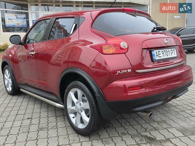 Красный Ниссан Жук, объемом двигателя 1.6 л и пробегом 127 тыс. км за 9777 $, фото 9 на Automoto.ua