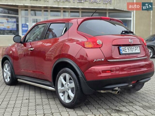 Красный Ниссан Жук, объемом двигателя 1.6 л и пробегом 127 тыс. км за 9777 $, фото 2 на Automoto.ua