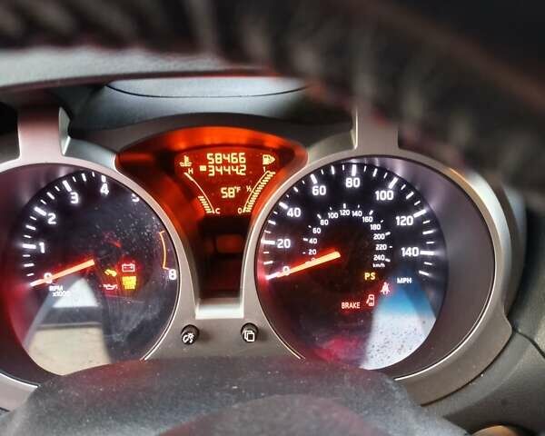 Красный Ниссан Жук, объемом двигателя 1.62 л и пробегом 94 тыс. км за 10800 $, фото 3 на Automoto.ua