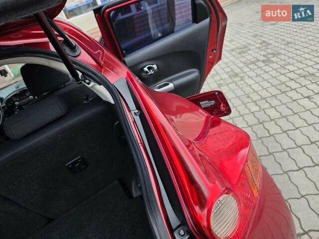 Красный Ниссан Жук, объемом двигателя 1.6 л и пробегом 127 тыс. км за 9777 $, фото 28 на Automoto.ua
