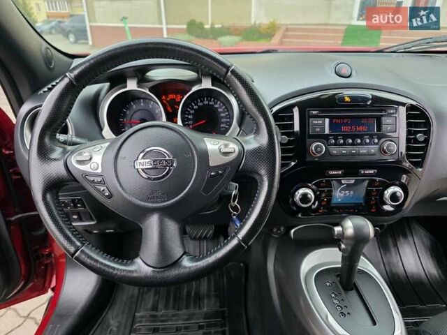 Красный Ниссан Жук, объемом двигателя 1.6 л и пробегом 127 тыс. км за 9777 $, фото 62 на Automoto.ua