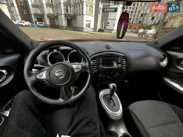 Червоний Ніссан Жук, об'ємом двигуна 1.6 л та пробігом 101 тис. км за 10400 $, фото 11 на Automoto.ua