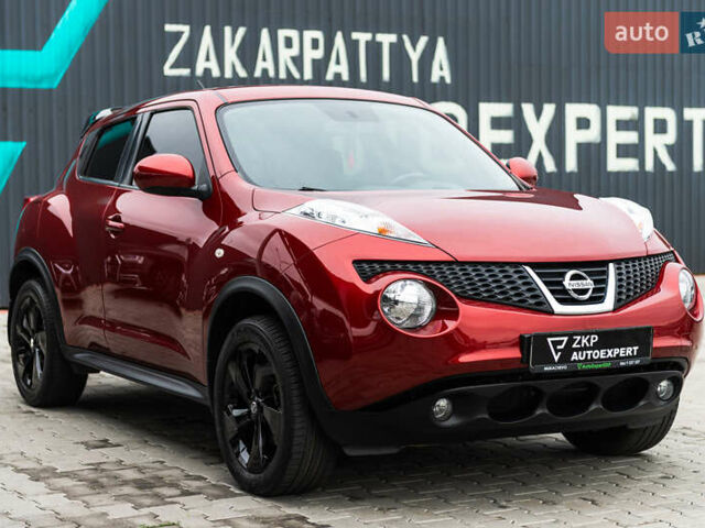 Красный Ниссан Жук, объемом двигателя 1.6 л и пробегом 88 тыс. км за 12400 $, фото 5 на Automoto.ua