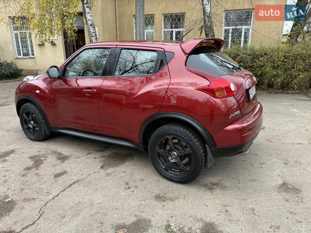 Красный Ниссан Жук, объемом двигателя 1.6 л и пробегом 130 тыс. км за 10500 $, фото 23 на Automoto.ua