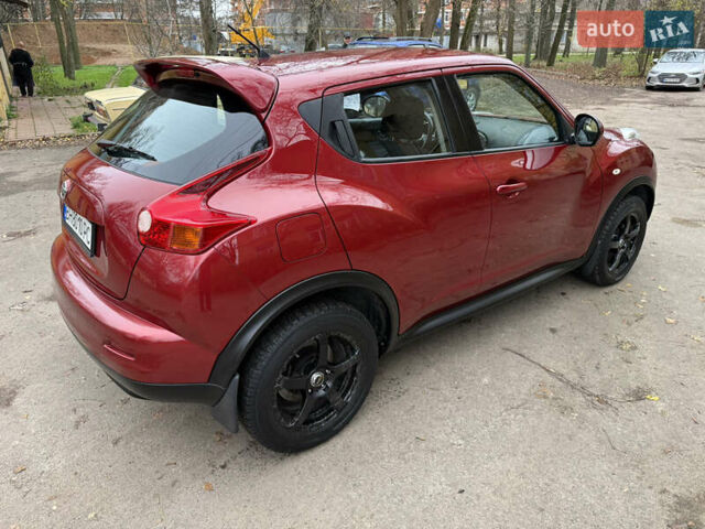 Красный Ниссан Жук, объемом двигателя 1.6 л и пробегом 130 тыс. км за 10500 $, фото 11 на Automoto.ua