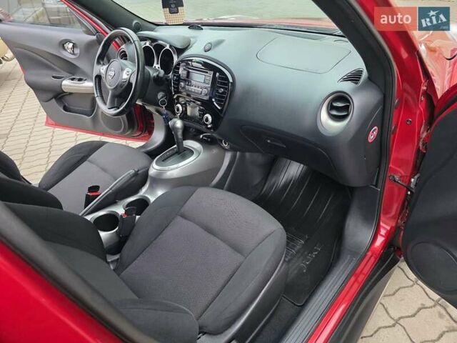 Красный Ниссан Жук, объемом двигателя 1.6 л и пробегом 127 тыс. км за 9777 $, фото 47 на Automoto.ua