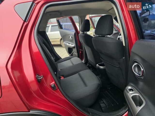 Красный Ниссан Жук, объемом двигателя 1.6 л и пробегом 127 тыс. км за 9777 $, фото 36 на Automoto.ua