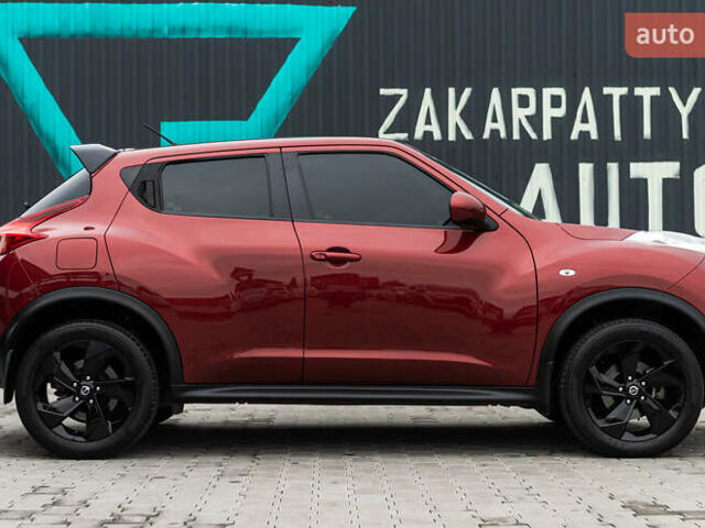 Красный Ниссан Жук, объемом двигателя 1.6 л и пробегом 88 тыс. км за 12400 $, фото 16 на Automoto.ua