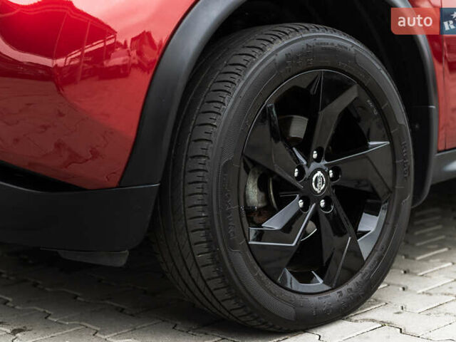 Красный Ниссан Жук, объемом двигателя 1.6 л и пробегом 88 тыс. км за 12400 $, фото 21 на Automoto.ua