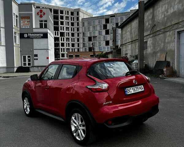 Червоний Ніссан Жук, об'ємом двигуна 1.6 л та пробігом 101 тис. км за 10400 $, фото 3 на Automoto.ua