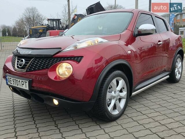 Красный Ниссан Жук, объемом двигателя 1.6 л и пробегом 127 тыс. км за 9777 $, фото 7 на Automoto.ua