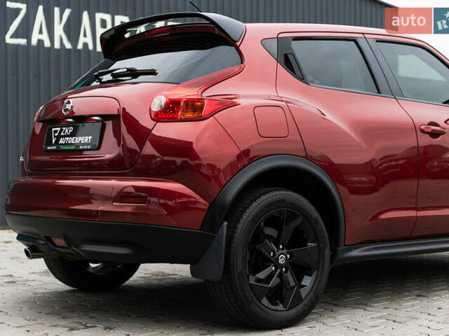 Красный Ниссан Жук, объемом двигателя 1.6 л и пробегом 88 тыс. км за 12400 $, фото 17 на Automoto.ua