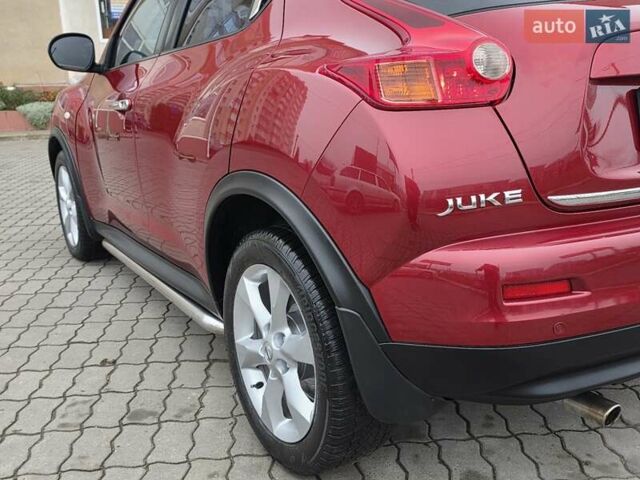 Красный Ниссан Жук, объемом двигателя 1.6 л и пробегом 127 тыс. км за 9777 $, фото 21 на Automoto.ua
