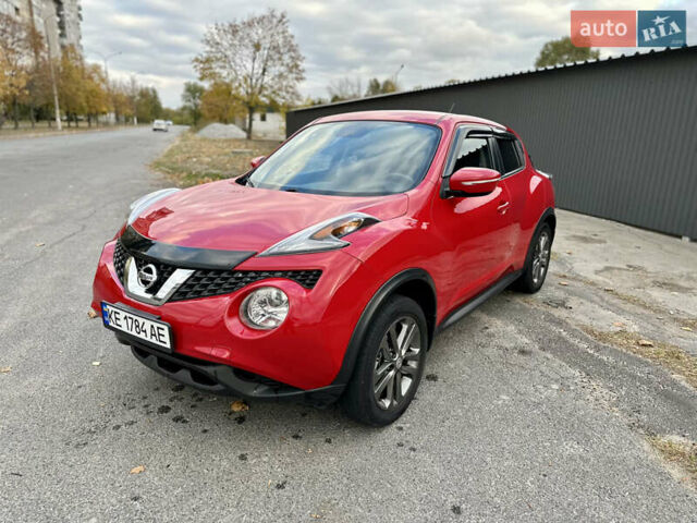 Красный Ниссан Жук, объемом двигателя 1.6 л и пробегом 115 тыс. км за 12000 $, фото 1 на Automoto.ua