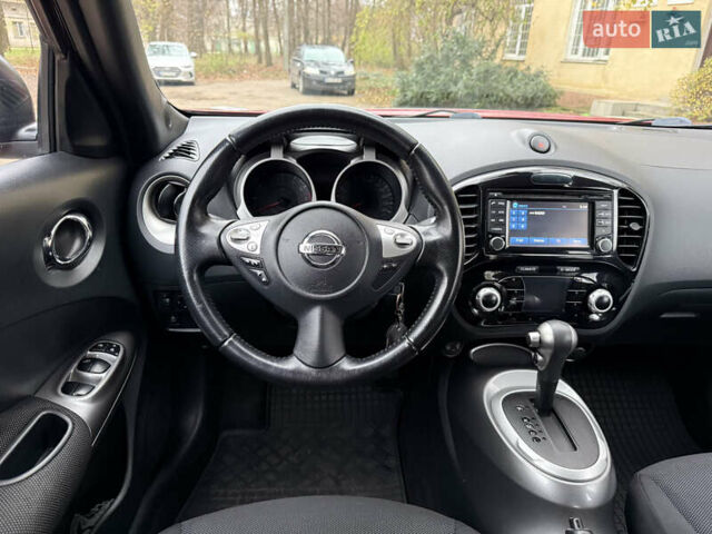 Красный Ниссан Жук, объемом двигателя 1.6 л и пробегом 130 тыс. км за 10500 $, фото 45 на Automoto.ua