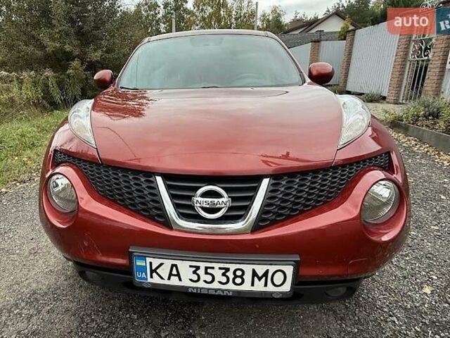 Красный Ниссан Жук, объемом двигателя 1.62 л и пробегом 209 тыс. км за 10500 $, фото 3 на Automoto.ua