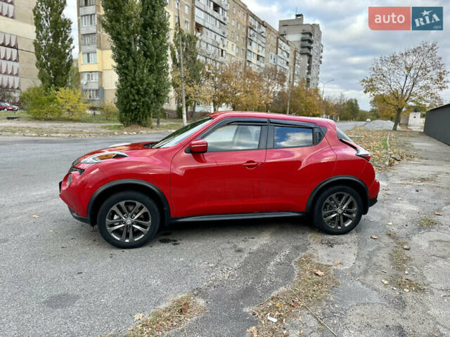 Красный Ниссан Жук, объемом двигателя 1.6 л и пробегом 115 тыс. км за 12000 $, фото 2 на Automoto.ua