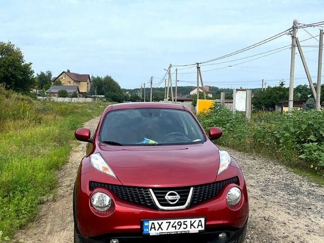Красный Ниссан Жук, объемом двигателя 1.6 л и пробегом 0 тыс. км за 12500 $, фото 4 на Automoto.ua