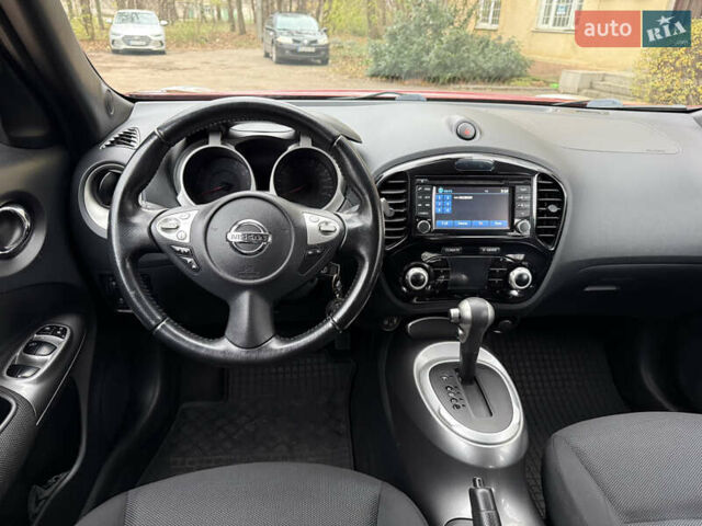 Красный Ниссан Жук, объемом двигателя 1.6 л и пробегом 130 тыс. км за 10500 $, фото 33 на Automoto.ua