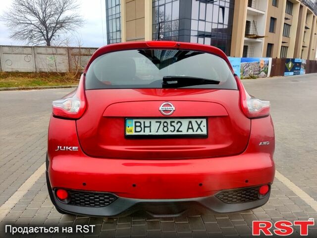 Червоний Ніссан Жук, об'ємом двигуна 1.6 л та пробігом 125 тис. км за 11950 $, фото 3 на Automoto.ua